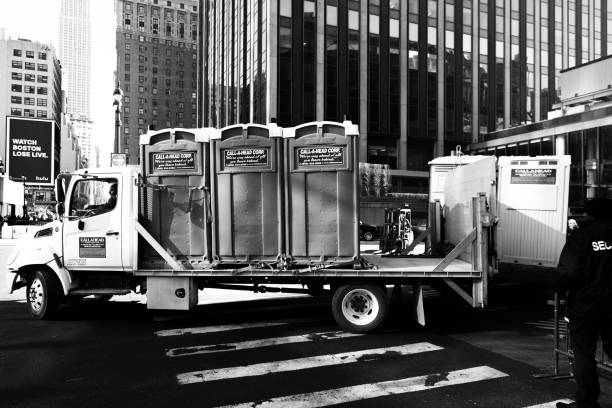 Best Portable restroom trailer rental  in Three Lakes, WA
